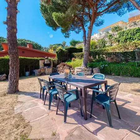 Sleeps 7 Pool Wifi Lloret de Mar
